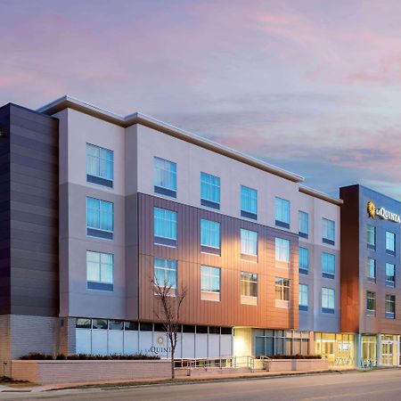 La Quinta Inn & Suites By Wyndham Kansas City Beacon Hill Exteriör bild